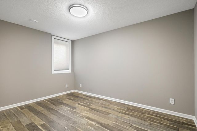 2147 Spring Lake Court, Shakopee, MN 55379