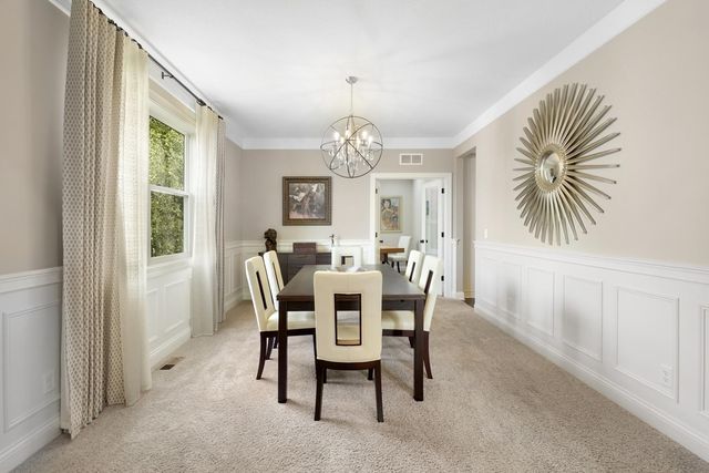 2147 Spring Lake Court, Shakopee, MN 55379