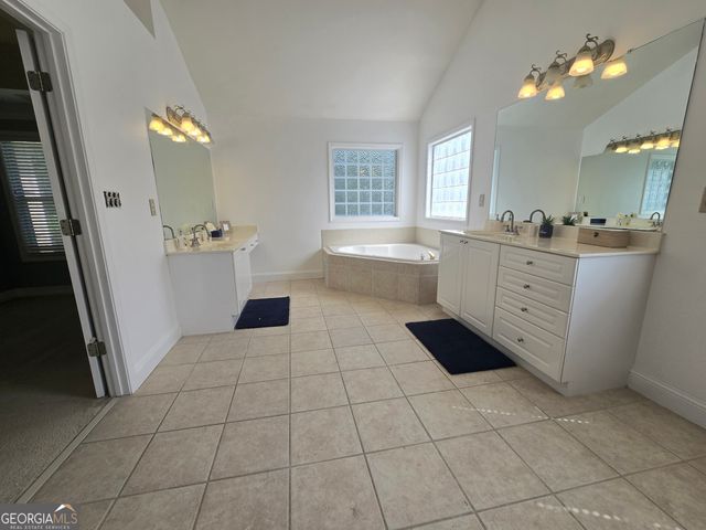 176 Fairoaks Circle, Stockbridge, GA 30281