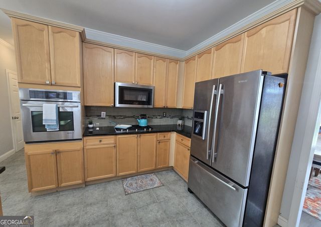 176 Fairoaks Circle, Stockbridge, GA 30281