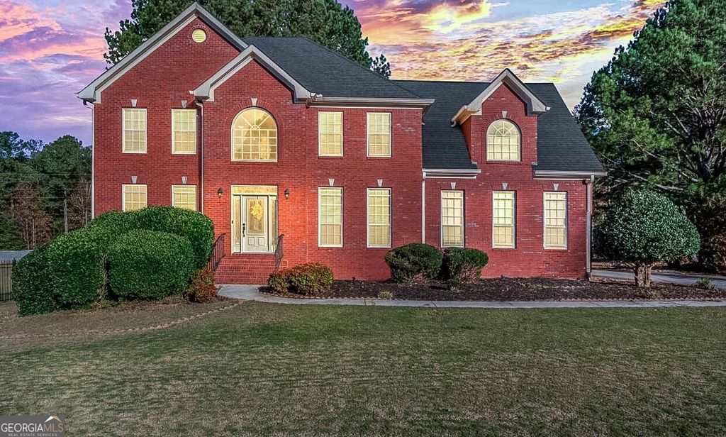 176 Fairoaks Circle, Stockbridge, GA 30281