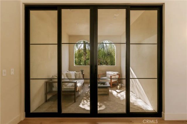 11746 La Maida Street, Valley Village, CA 91607