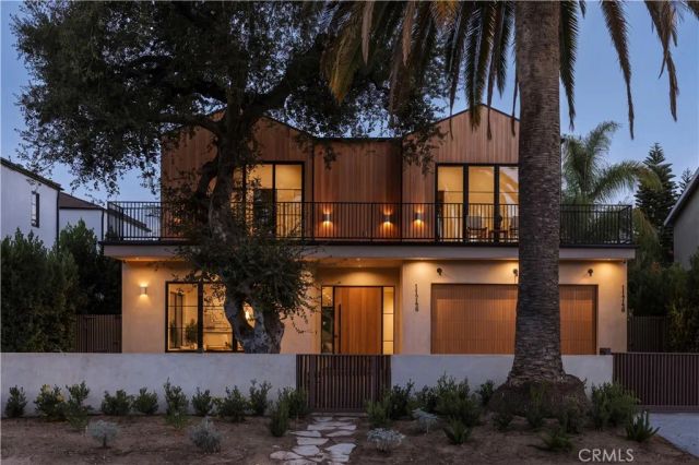 11746 La Maida Street, Valley Village, CA 91607