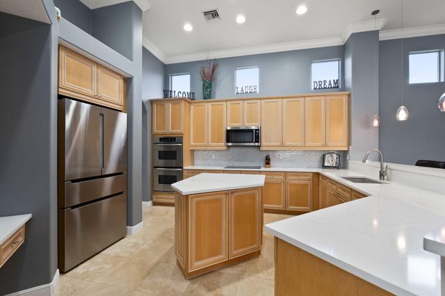 10548 SW Lands End Place, Palm City, FL 34990