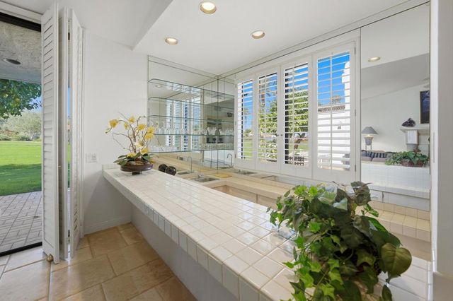 45915 Algonquin Circle, Indian Wells, CA 92210