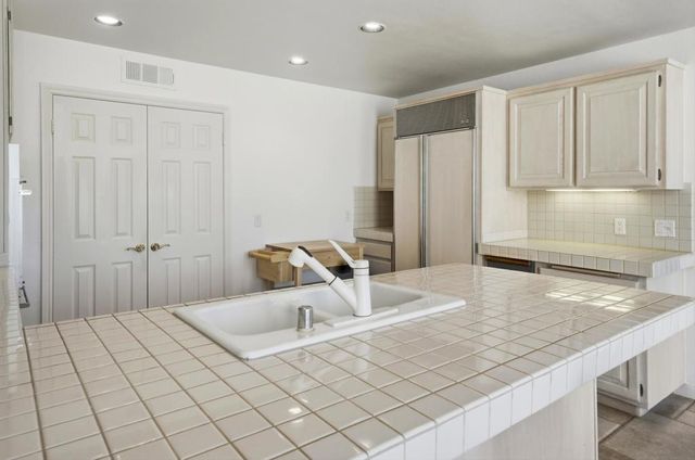 45915 Algonquin Circle, Indian Wells, CA 92210