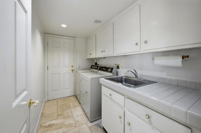 45915 Algonquin Circle, Indian Wells, CA 92210