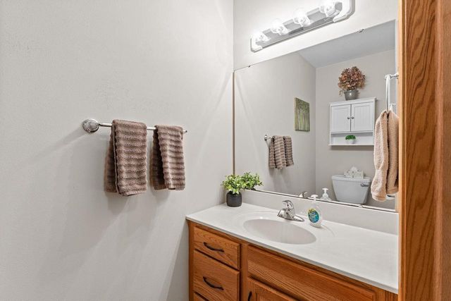 1716 Hillcrest Drive, Baraboo, WI 53913