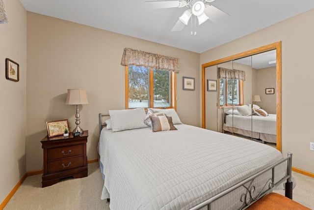 1716 Hillcrest Drive, Baraboo, WI 53913