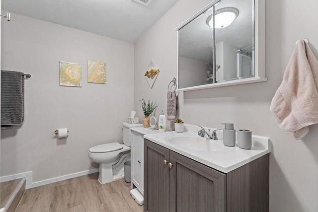 1716 Hillcrest Drive, Baraboo, WI 53913