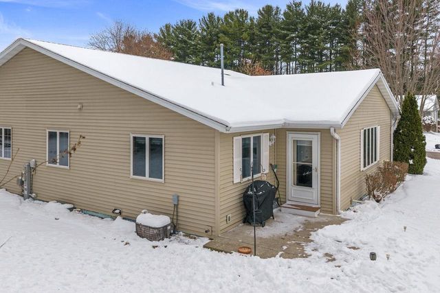 1716 Hillcrest Drive, Baraboo, WI 53913