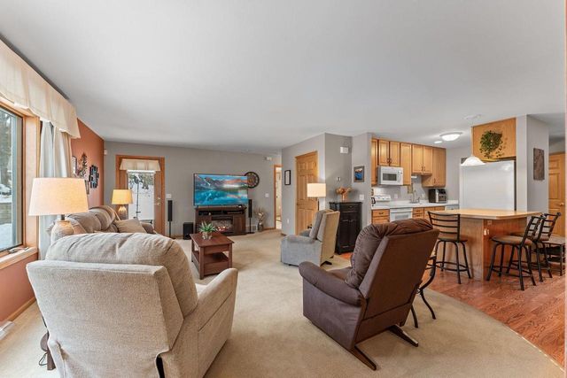 1716 Hillcrest Drive, Baraboo, WI 53913