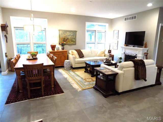 1011 Carriage Lane, Rolla, MO 65401