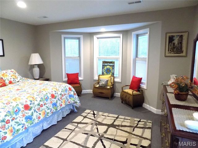 1011 Carriage Lane, Rolla, MO 65401