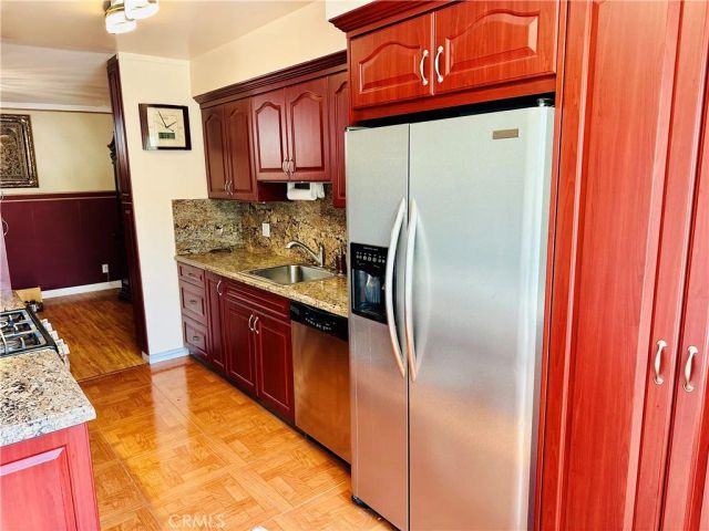 6225 Coldwater Canyon Avenue 117, North Hollywood, CA 91606