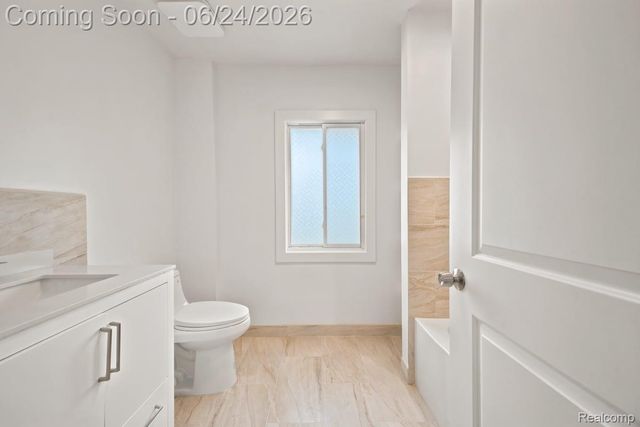 2552 N La Salle Gardens, Detroit, MI 48206