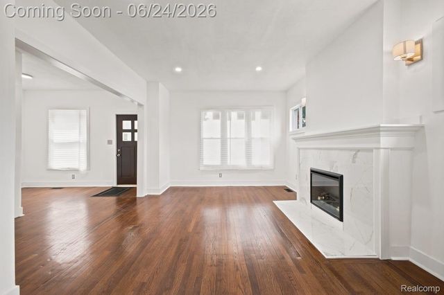 2552 N La Salle Gardens, Detroit, MI 48206