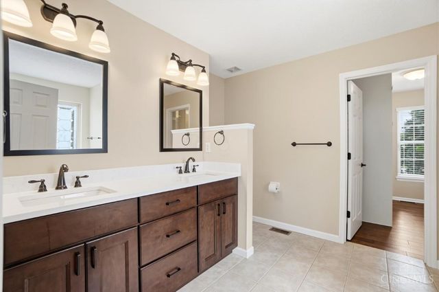 4415 E Arbor Court, West Chester, OH 45069