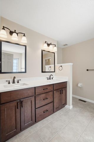 4415 E Arbor Court, West Chester, OH 45069