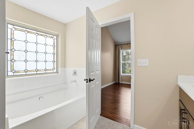 4415 E Arbor Court, West Chester, OH 45069