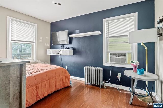 21 Carolina Avenue, Newark, NJ 07106