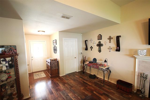 224 CR 2232, Mineola, TX 75773