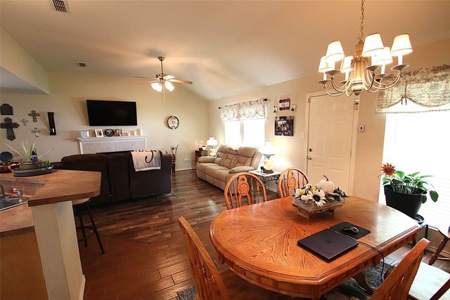 224 CR 2232, Mineola, TX 75773