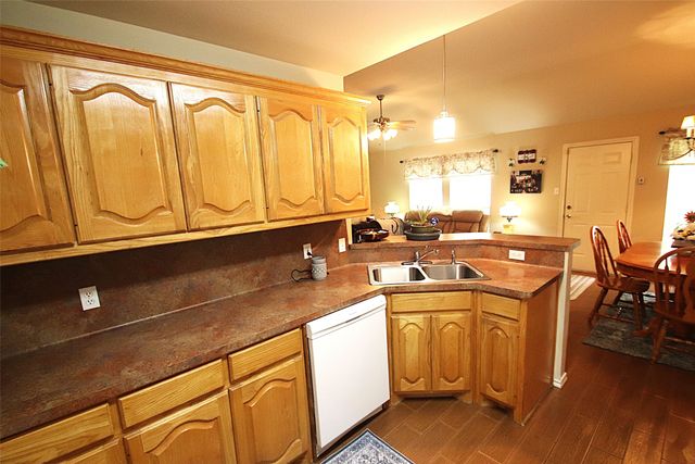 224 CR 2232, Mineola, TX 75773