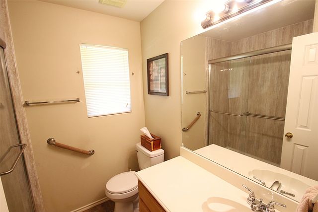 224 CR 2232, Mineola, TX 75773