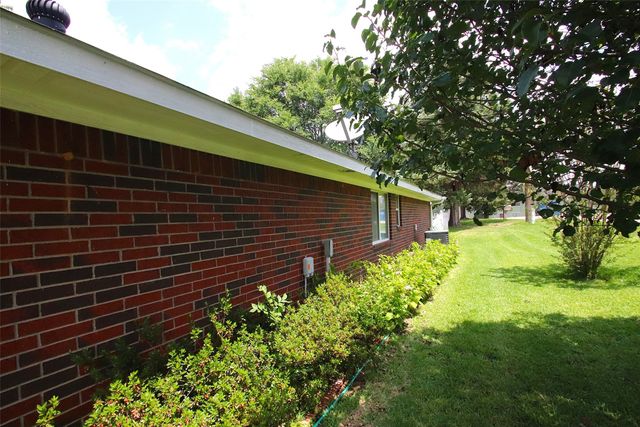 224 CR 2232, Mineola, TX 75773
