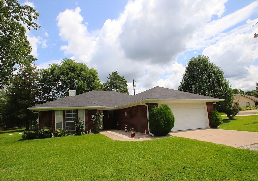224 CR 2232, Mineola, TX 75773