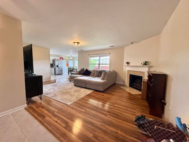 13725 Apple Glen Cove, Alexander, AR 72002