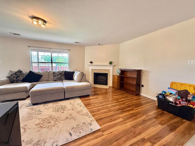 13725 Apple Glen Cove, Alexander, AR 72002