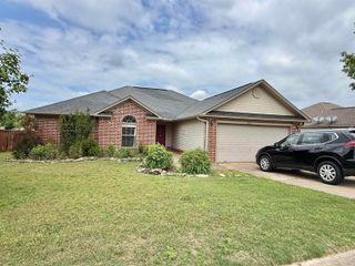 13725 Apple Glen Cove, Alexander, AR 72002