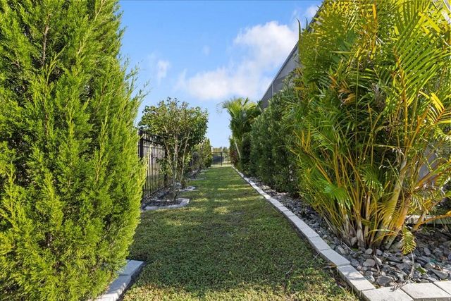 4802 BUTLER NATIONAL DRIVE, Wesley Chapel, FL 33543