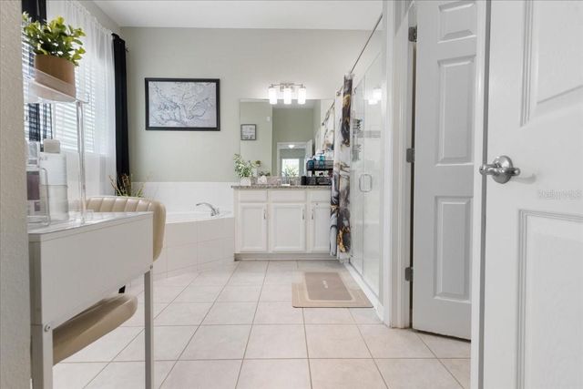 4802 BUTLER NATIONAL DRIVE, Wesley Chapel, FL 33543