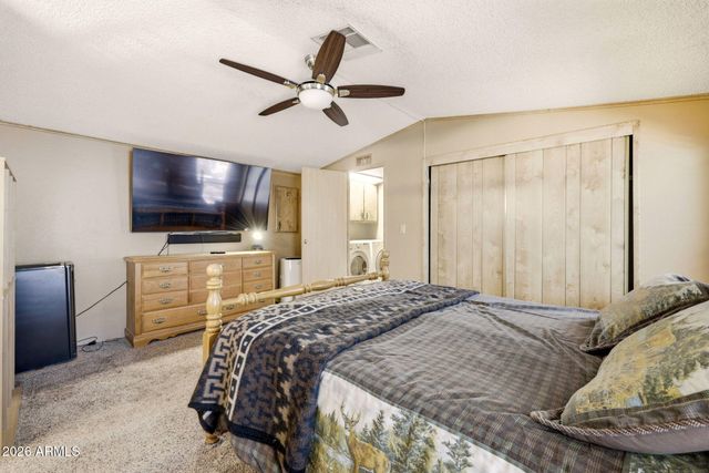 2877 LAZY BEAR Trail, Overgaard, AZ 85933