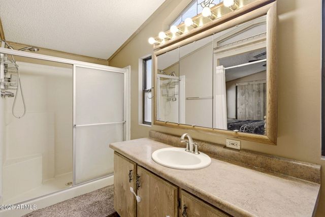 2877 LAZY BEAR Trail, Overgaard, AZ 85933