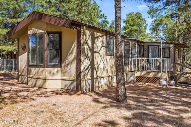 2877 LAZY BEAR Trail, Overgaard, AZ 85933