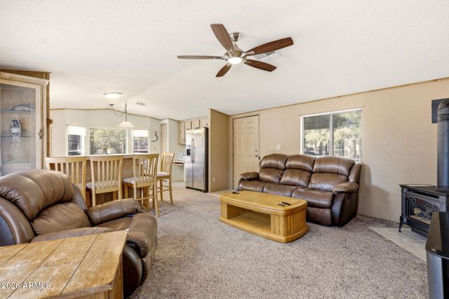 2877 LAZY BEAR Trail, Overgaard, AZ 85933