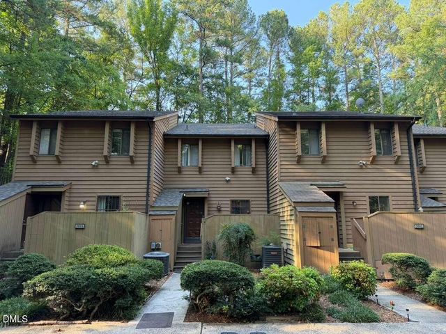 201 Estes Drive Extension Apt B, Carrboro, NC 27510