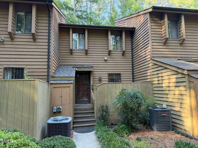 201 Estes Drive Extension Apt B, Carrboro, NC 27510