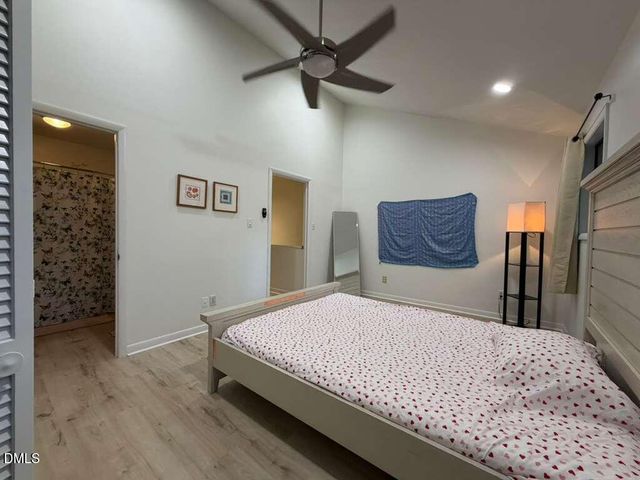 201 Estes Drive Extension Apt B, Carrboro, NC 27510