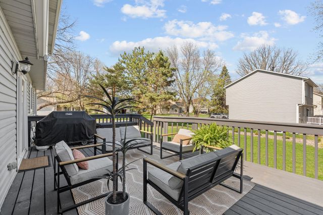 9648 Quantico Lane N, Maple Grove, MN 55369