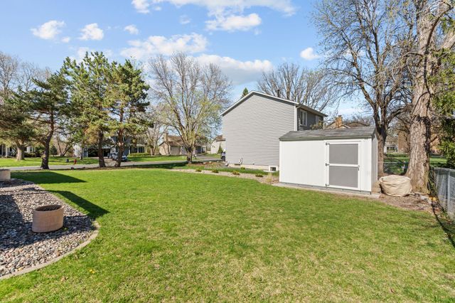 9648 Quantico Lane N, Maple Grove, MN 55369
