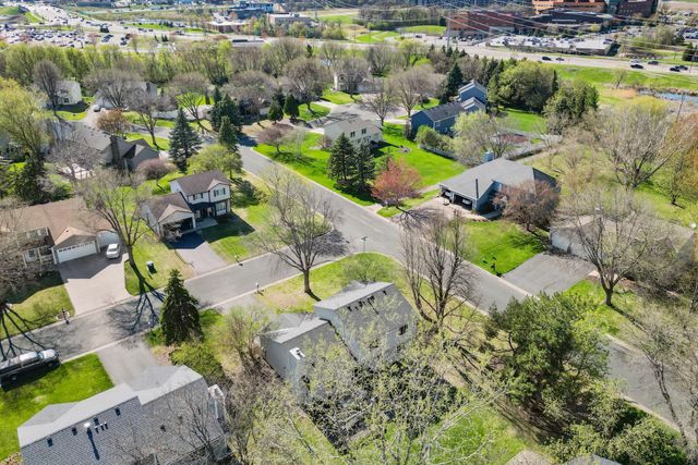 9648 Quantico Lane N, Maple Grove, MN 55369