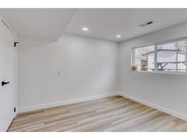 1214 S Pratt Pkwy, Longmont, CO 80501