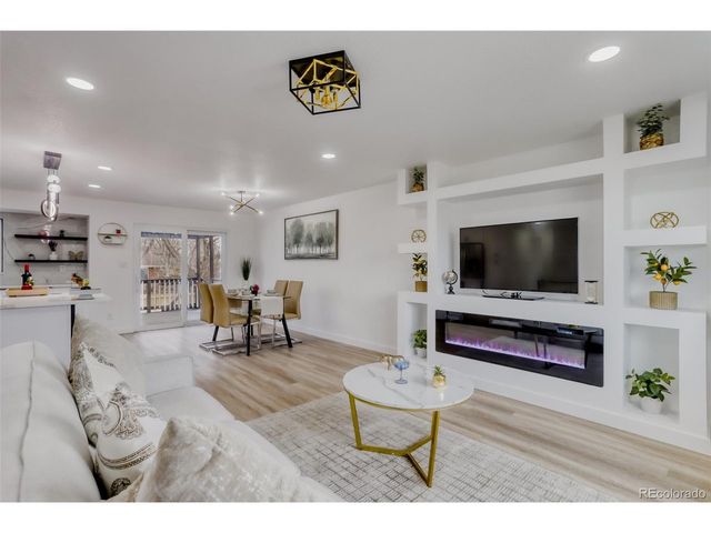 1214 S Pratt Pkwy, Longmont, CO 80501