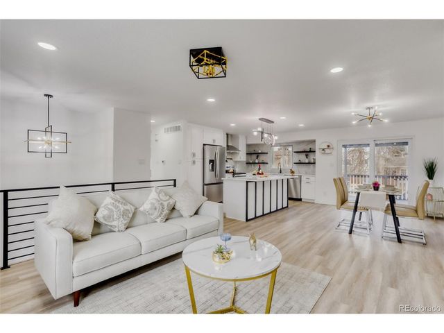 1214 S Pratt Pkwy, Longmont, CO 80501