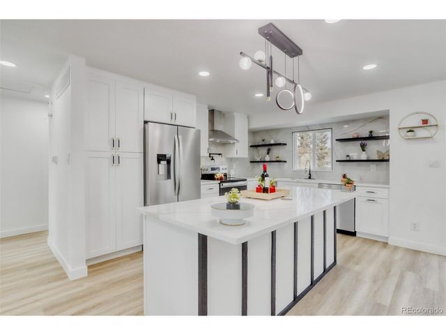 1214 S Pratt Pkwy, Longmont, CO 80501